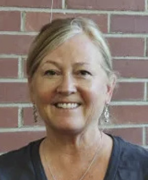 Gail Young bio image